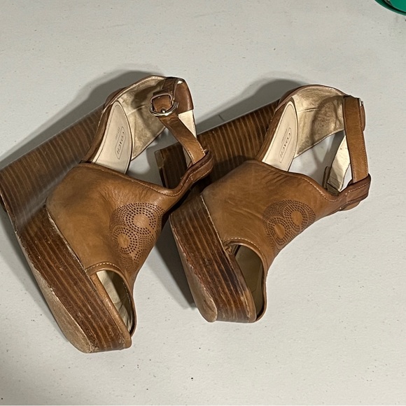 Coach Juday Brown Leather Wedges - Picture 4 of 7